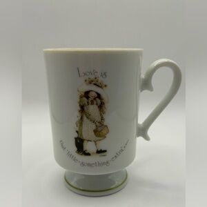 Holly Hobbie Pedestal Coffee Mug Cup “Love Is That Little Something Extra” Japan